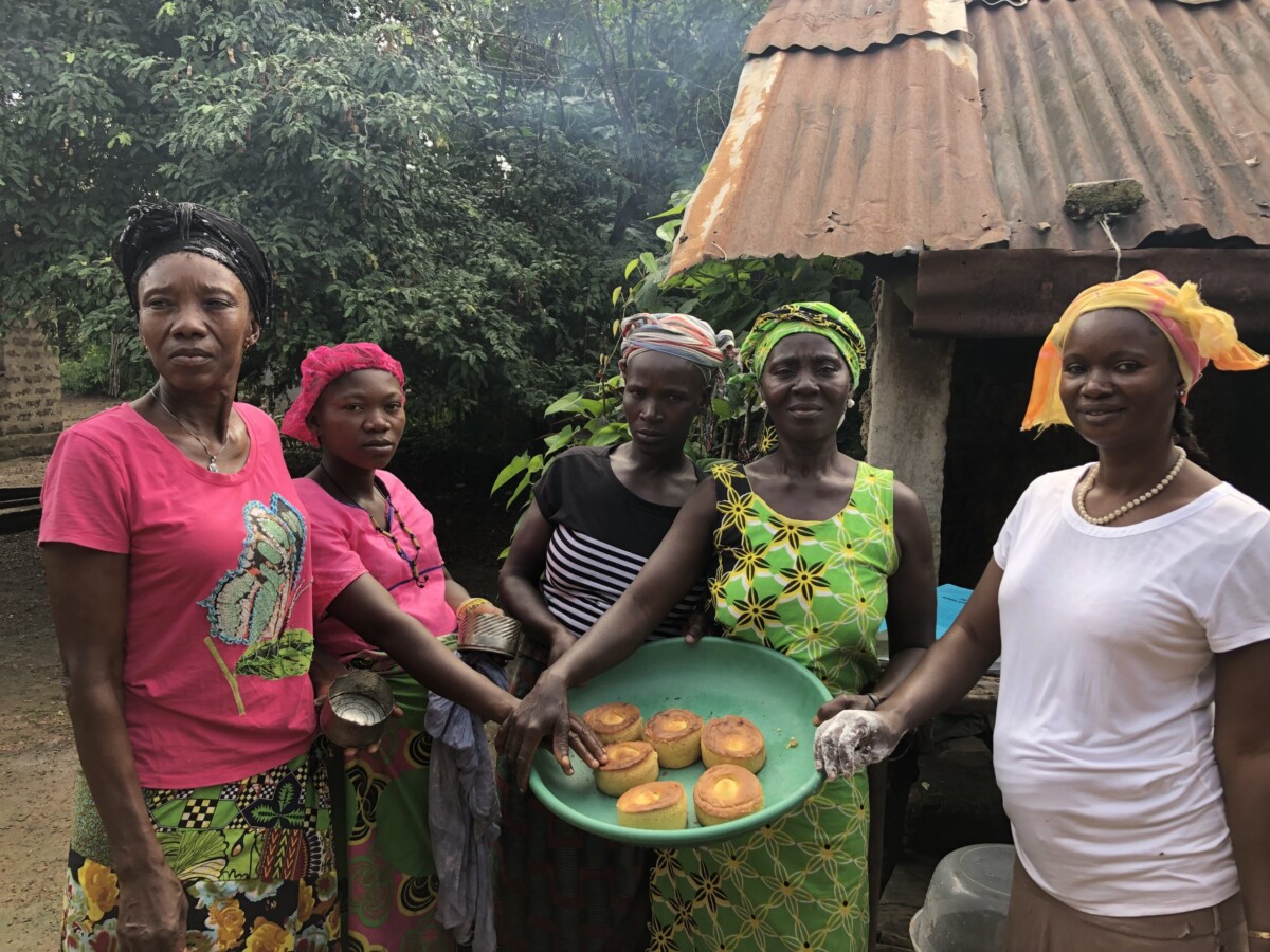 Women selling baked bread